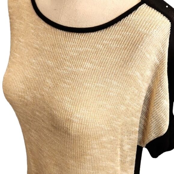 Nwt Womens Iris Design Gold & Black sheer sparkly top size Medium. - Picture 3 of 11